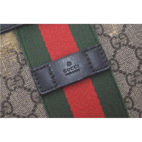 Authenticated Gucci Web Sherry Supreme Messenger Crossbody Bag  (**Has flaws**) - Picture 6 of 13